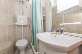 Apartments and Room Mirjana
