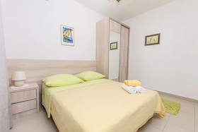 Apartments and Room Mirjana