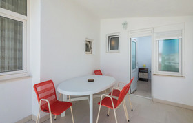 Apartments And Rooms Denis