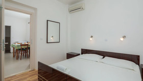 Apartments And Rooms Denis