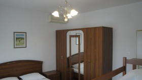 Apartments And Rooms Denis