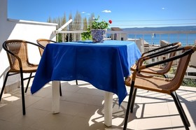 Apartments and Rooms Nikola