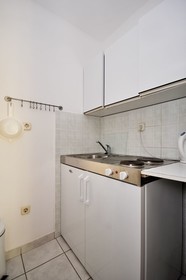 Apartments and Rooms Nikola