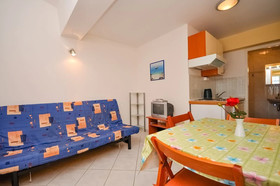 Apartments and Rooms Nikola