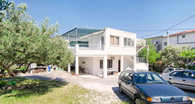 Apartments And Rooms Perica