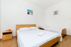 Apartments And Rooms Perica