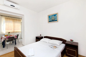 Apartments And Rooms Perica