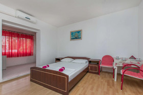 Apartments And Rooms Perica