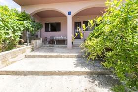 Apartments Jozo