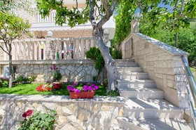 Apartments Neve