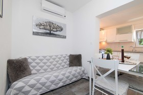 Apartments Lizatovic