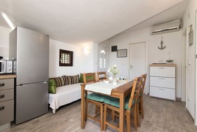 Apartments Lizatovic