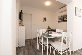 Apartments Lizatovic