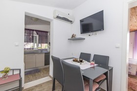 Apartments Lizatovic