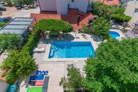 Apartments Ljiljana