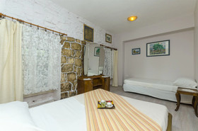 Apartments Lola