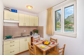 Apartments Mira