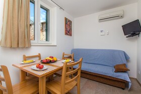 Apartments Mira