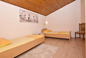 Apartments Mladen