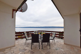 Apartments Mladen