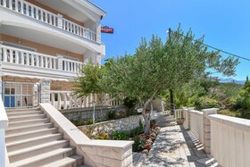 Apartments Nevi