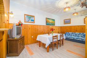 Apartments Pisak