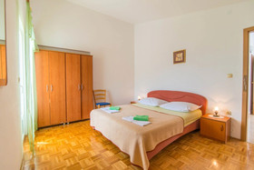 Apartments Pisak