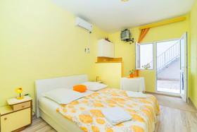 Apartments Pisak