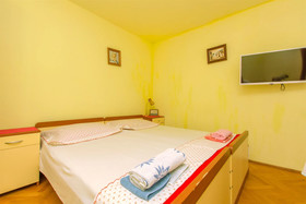 Apartments Roza