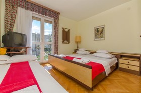 Apartments Roza