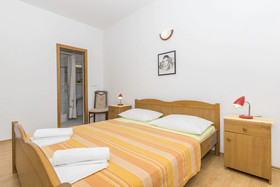 Apartments Tonci