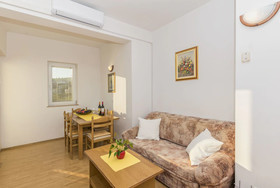 Apartments Tonci