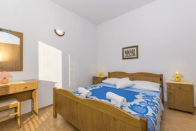 Apartments Tonci