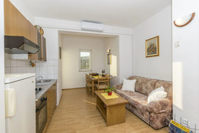 Apartments Tonci