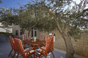 Apartments Vrdoljak