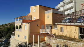 Apartments Zoran