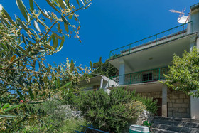 House Ante
