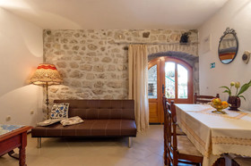 House Ivana