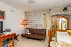 House Ivana