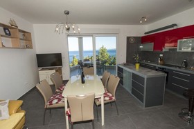 Luxury Apartment Ina