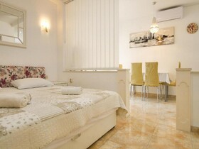 Villa Apartments Babaja