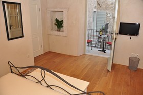 Villa Mama