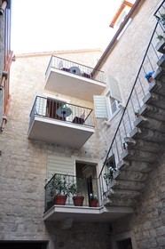 Villa Mama