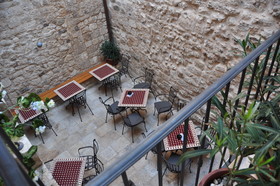 Villa Mama
