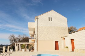 Apartments Bralovic