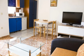 Antonio Apartments