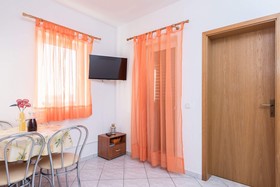 Apartments Ivo