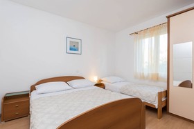 Apartments Ivo