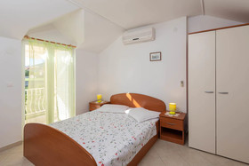 Apartments Jaksa