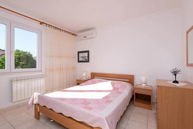 Apartments Jaksa
